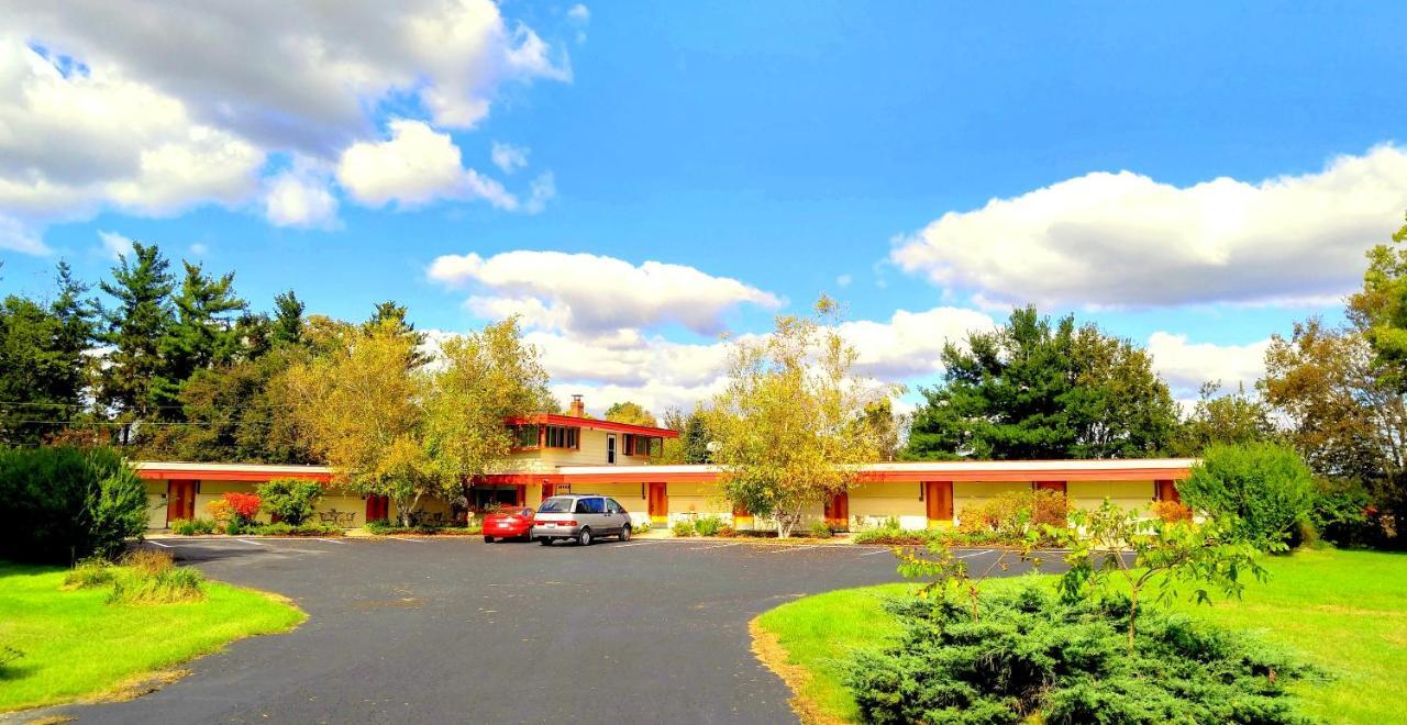 The Usonian Inn Llc 春绿村 外观 照片